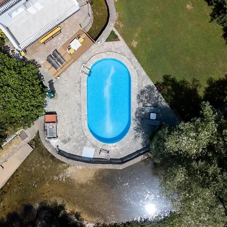 Vila Kosor Spring Villa