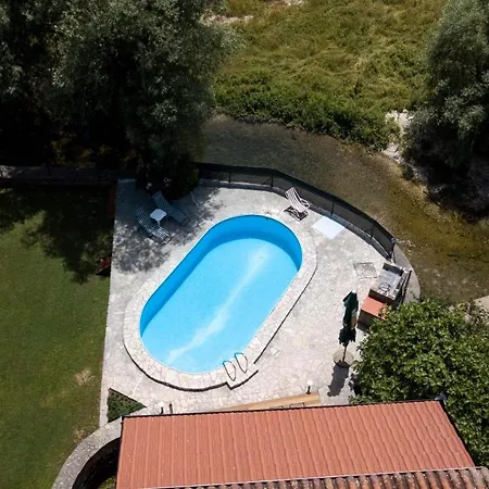 Vila Kosor Spring Villa