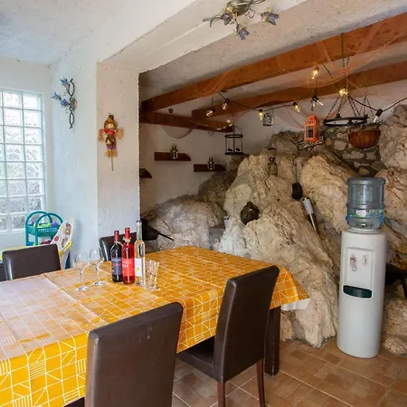 Vila Kosor Spring Villa